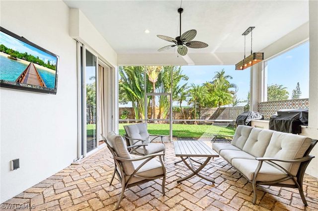 1139 Michigan AVE, Naples, FL 34103