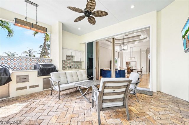 1139 Michigan AVE, Naples, FL 34103