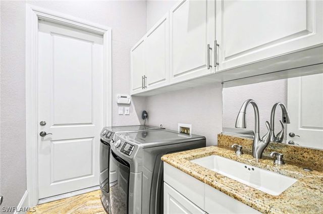 1139 Michigan AVE, Naples, FL 34103