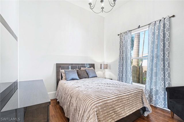 1139 Michigan AVE, Naples, FL 34103