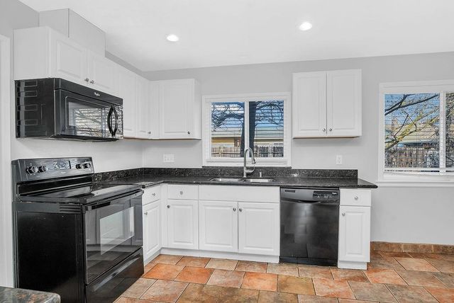 912 912 Rhine Way, Oakley, CA 94561