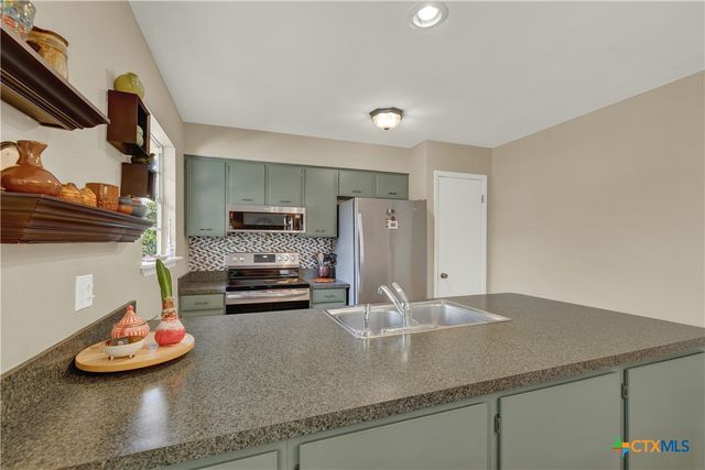 137 Chaparral Street, San Marcos, TX 78666