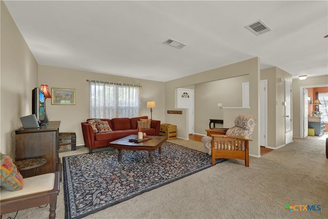 137 Chaparral Street, San Marcos, TX 78666