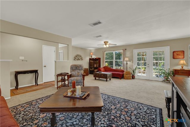 137 Chaparral Street, San Marcos, TX 78666