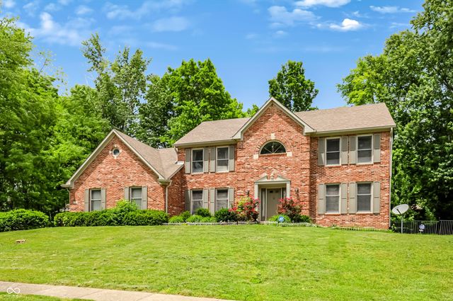 1884 Highland Cove, Carmel, IN 46280