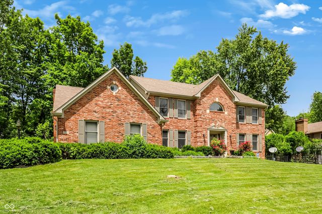 1884 Highland Cove, Carmel, IN 46280