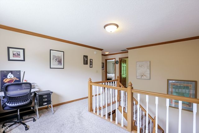 1884 Highland Cove, Carmel, IN 46280