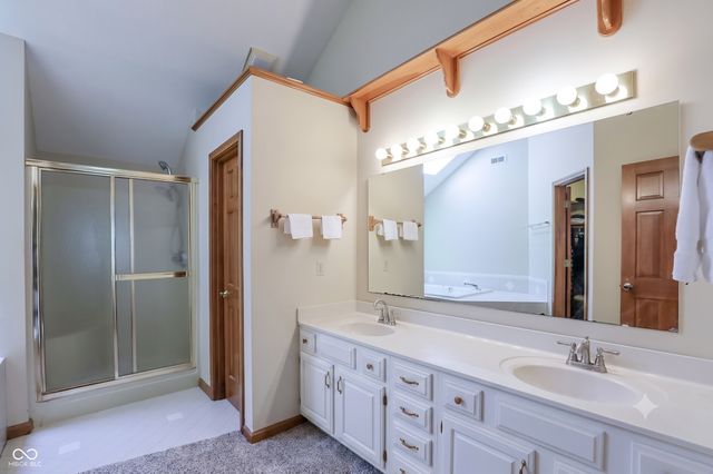 1884 Highland Cove, Carmel, IN 46280