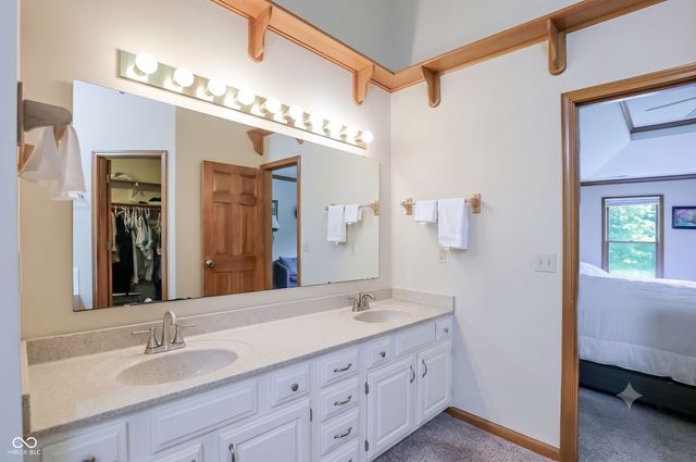 1884 Highland Cove, Carmel, IN 46280