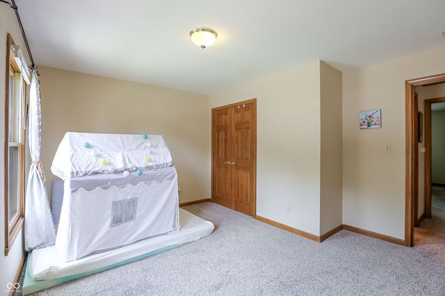 1884 Highland Cove, Carmel, IN 46280