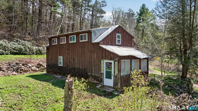 34 Hannifin Road, Winchester, CT 06098