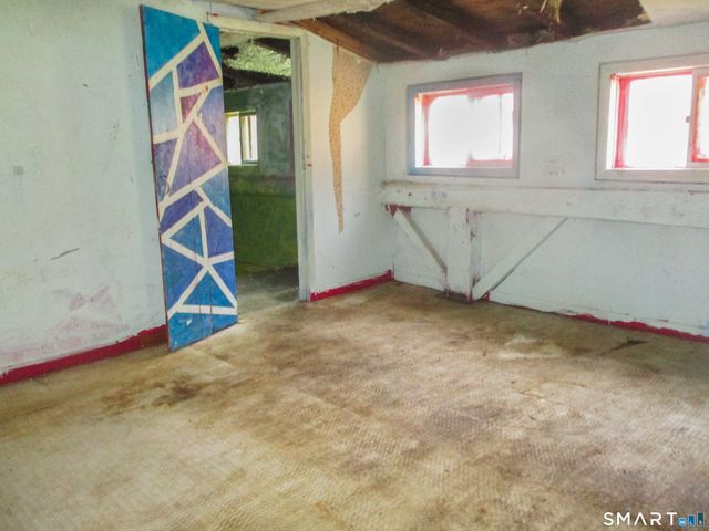 34 Hannifin Road, Winchester, CT 06098
