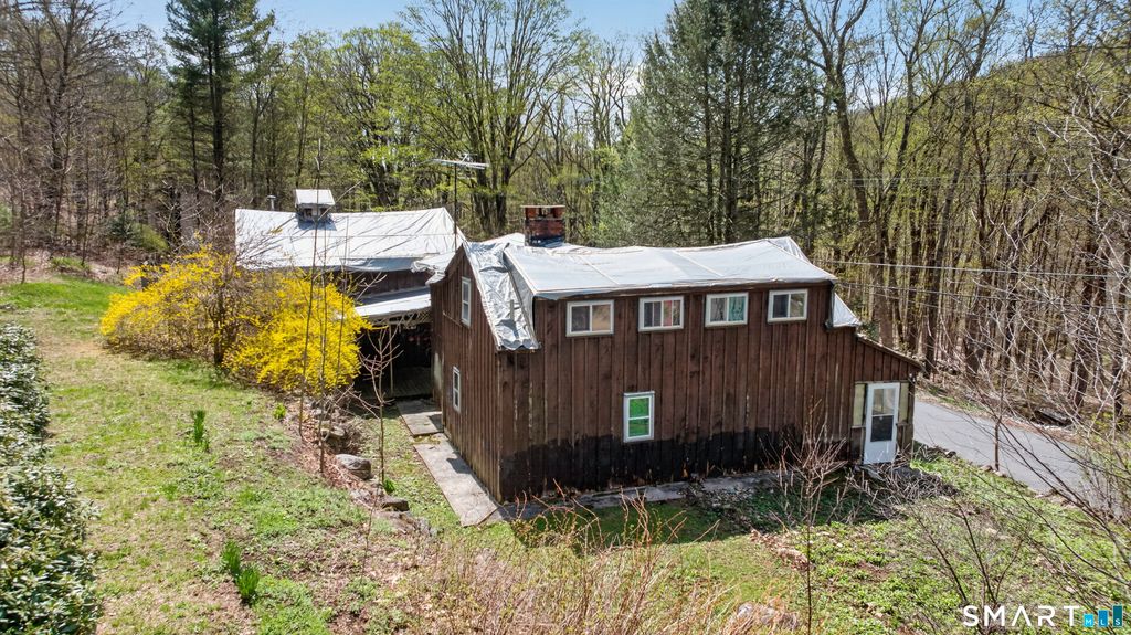 34 Hannifin Road, Winchester, CT 06098