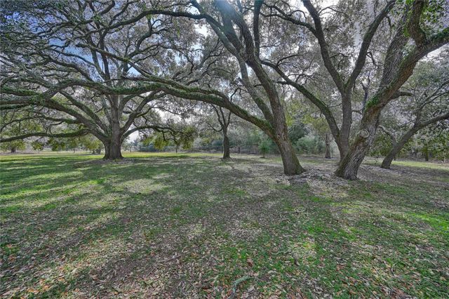 12218 Frantz Rd Road, Cat Spring, TX 78933
