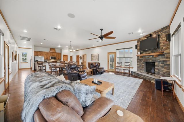 12218 Frantz Rd Road, Cat Spring, TX 78933