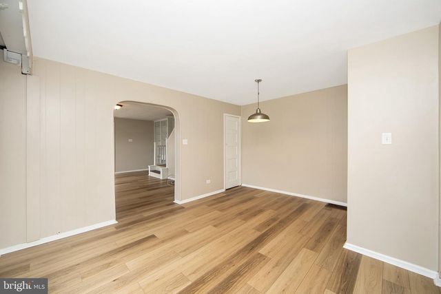 3403 RIVER RD, Camden, NJ 08105