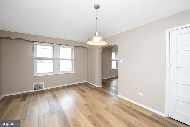 3403 RIVER RD, Camden, NJ 08105