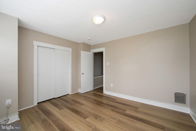 3403 RIVER RD, Camden, NJ 08105