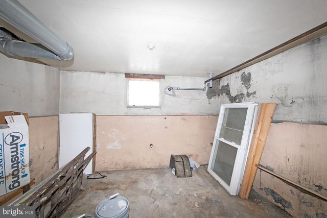 3403 RIVER RD, Camden, NJ 08105
