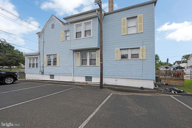 3403 RIVER RD, Camden, NJ 08105