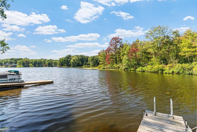 7195 Big Trail Drive, Holly Twp, MI 48442