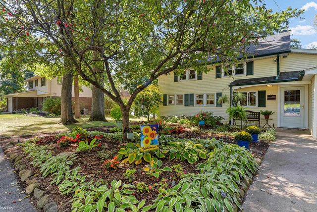 7195 Big Trail Drive, Holly Twp, MI 48442