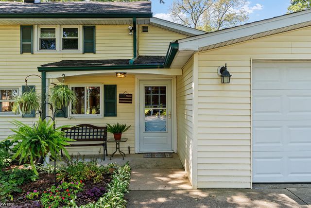 7195 Big Trail Drive, Holly Twp, MI 48442