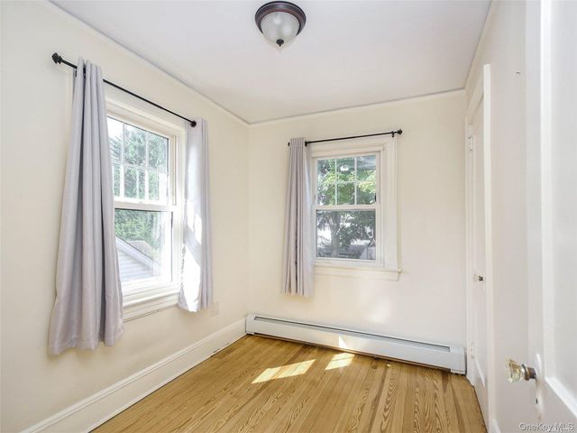 74 Irma Avenue, Port Washington, NY 11050