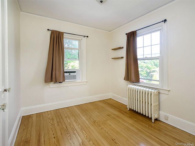 74 Irma Avenue, Port Washington, NY 11050