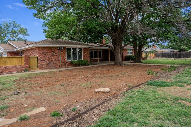 1707 Norwich Avenue, Lubbock, TX 79416