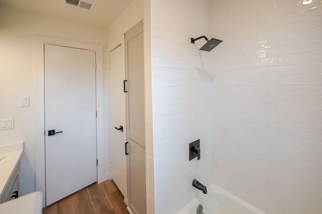 1707 Norwich Avenue, Lubbock, TX 79416