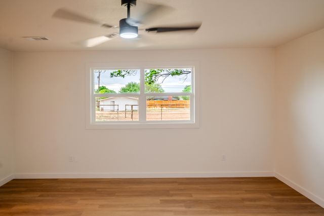 1707 Norwich Avenue, Lubbock, TX 79416