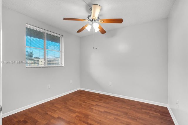 14961 SW 82nd Ln 21-402, Miami, FL 33193