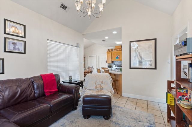 1513 N Whatley, White Oak, TX 75693