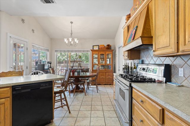 1513 N Whatley, White Oak, TX 75693