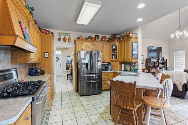 1513 N Whatley, White Oak, TX 75693