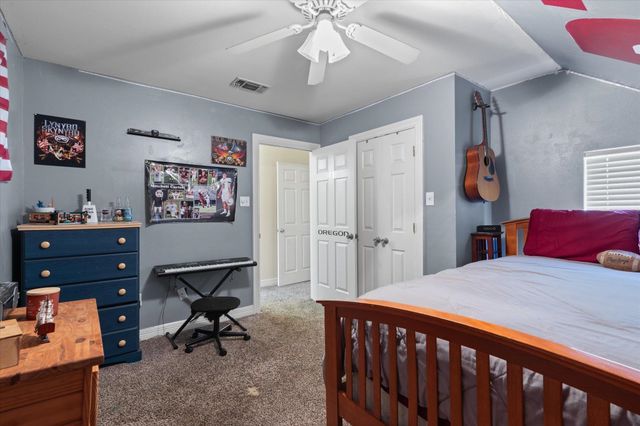 1513 N Whatley, White Oak, TX 75693