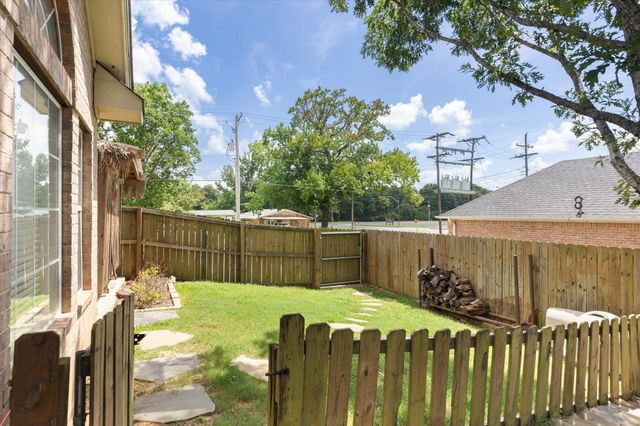 1513 N Whatley, White Oak, TX 75693