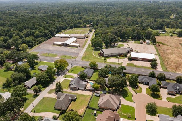 1513 N Whatley, White Oak, TX 75693