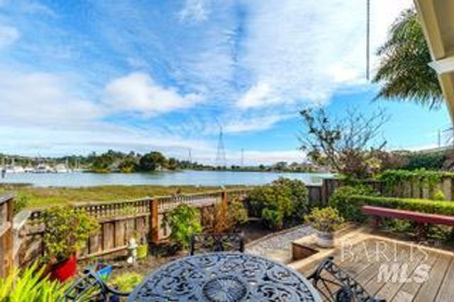 50 Porto Bello Dr, San Rafael, CA 94901