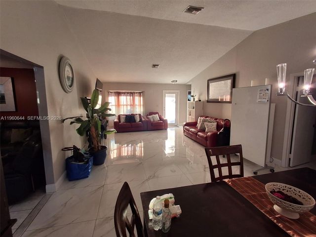 3160 NW 101st Ave, Sunrise, FL 33351