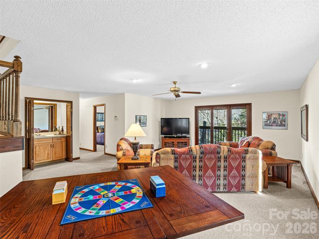 3802 Timber Trail, Asheville, NC 28804