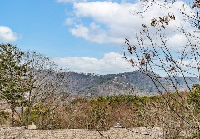 3802 Timber Trail, Asheville, NC 28804