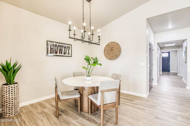 6055 ZINC HILL Street, Sunland Park, NM 88063