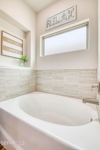 6055 ZINC HILL Street, Sunland Park, NM 88063