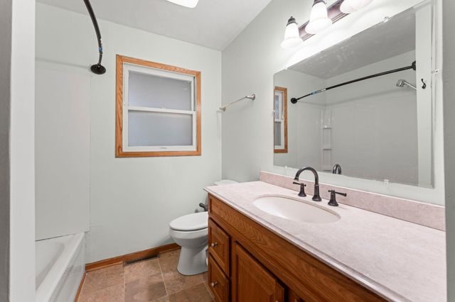 7611 229th Street N, Forest Lake, MN 55025