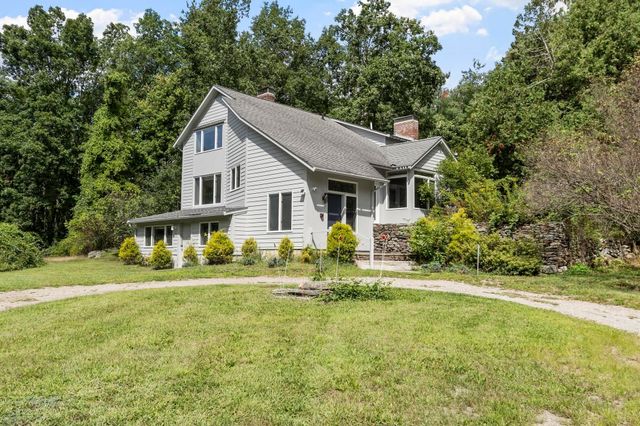 66 Whitney Road, Harvard, MA 01451