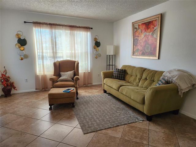 8128 FAIRWAYS CIRCLE R101, Ocala, FL 34472