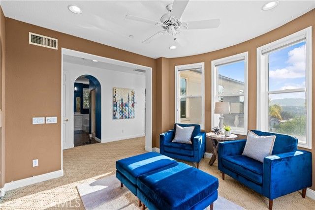 3 Hubbard Way, Laguna Hills, CA 92679