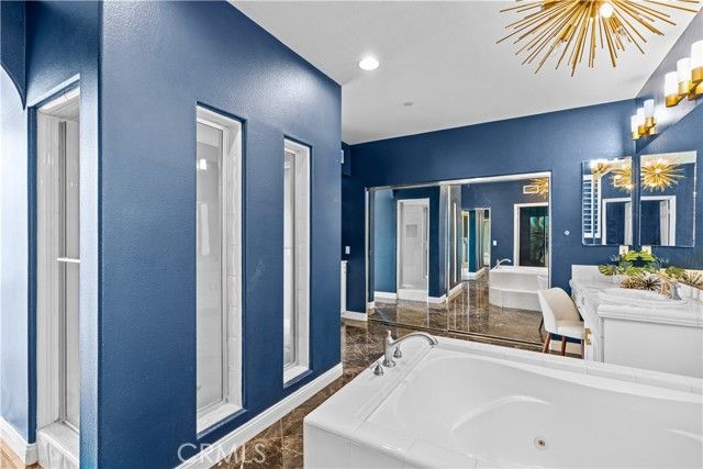 3 Hubbard Way, Laguna Hills, CA 92679